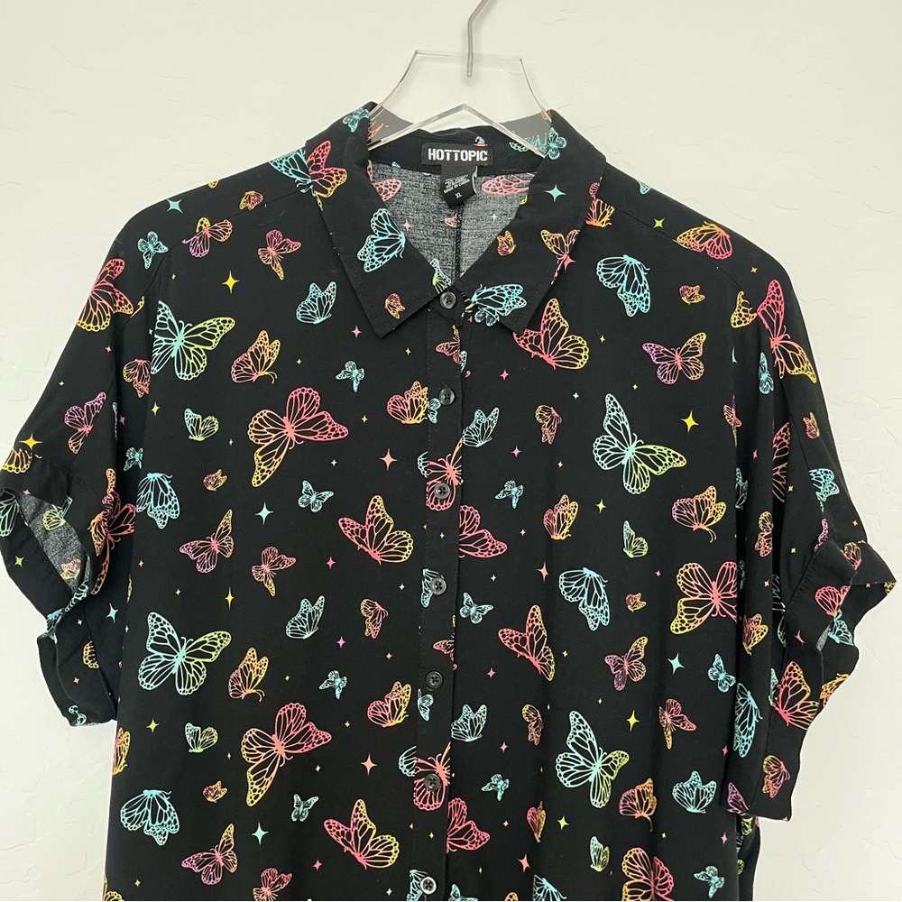 Hot Topic Butterfly Print Button-Up Shirt Black XL - Picture 4 of 10
